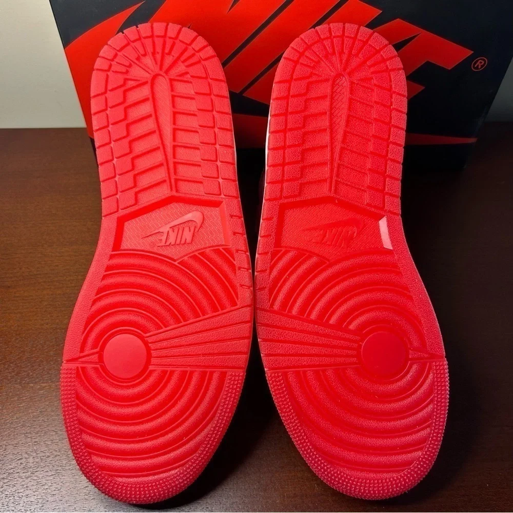 Nike Air Jordan 1 High OG Spider-Man Across the Spider-Verse (9 M / 10.5 W)